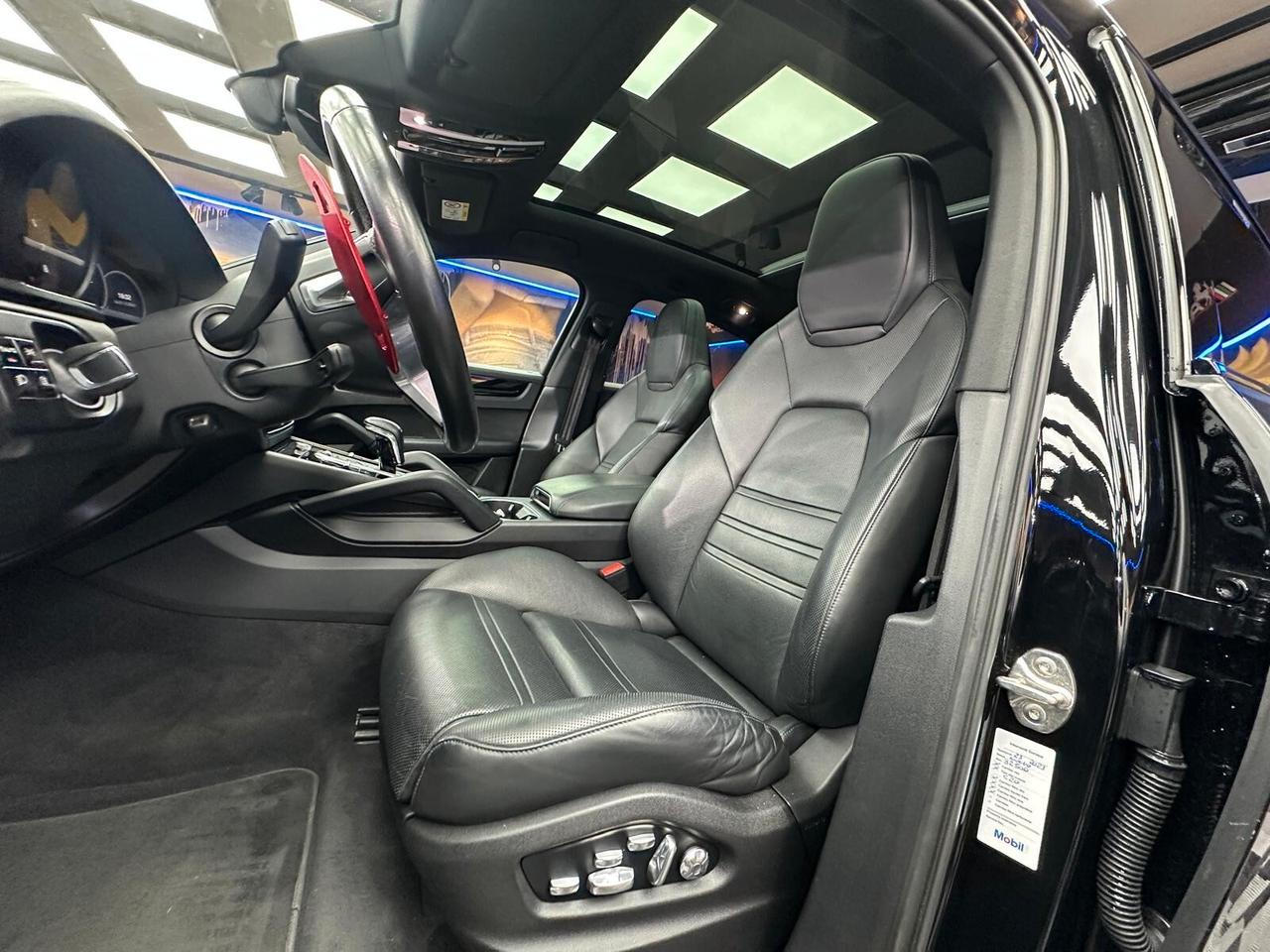 Porsche Cayenne 3.0 V6 (703)