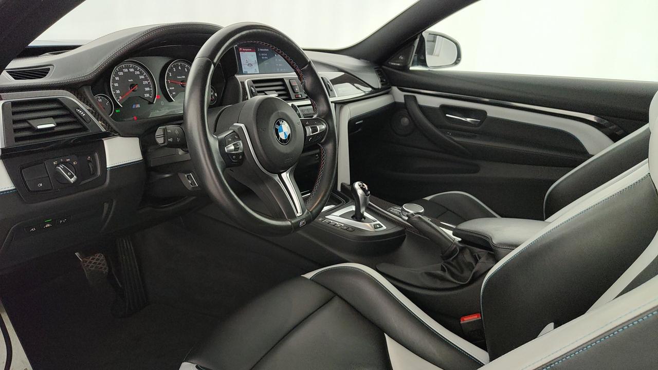 BMW M4 Coupe 3.0 450cv dkg heritage edition