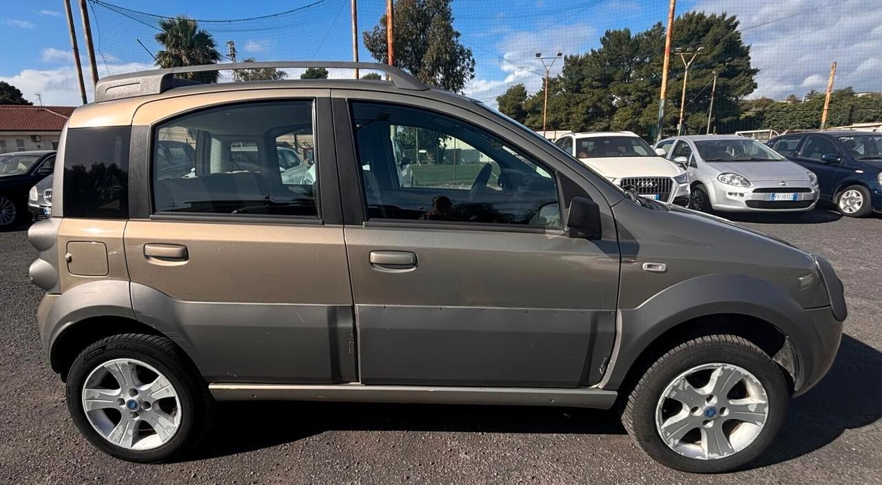 Fiat Panda 1.3 MJT 16V 4x4 Cross