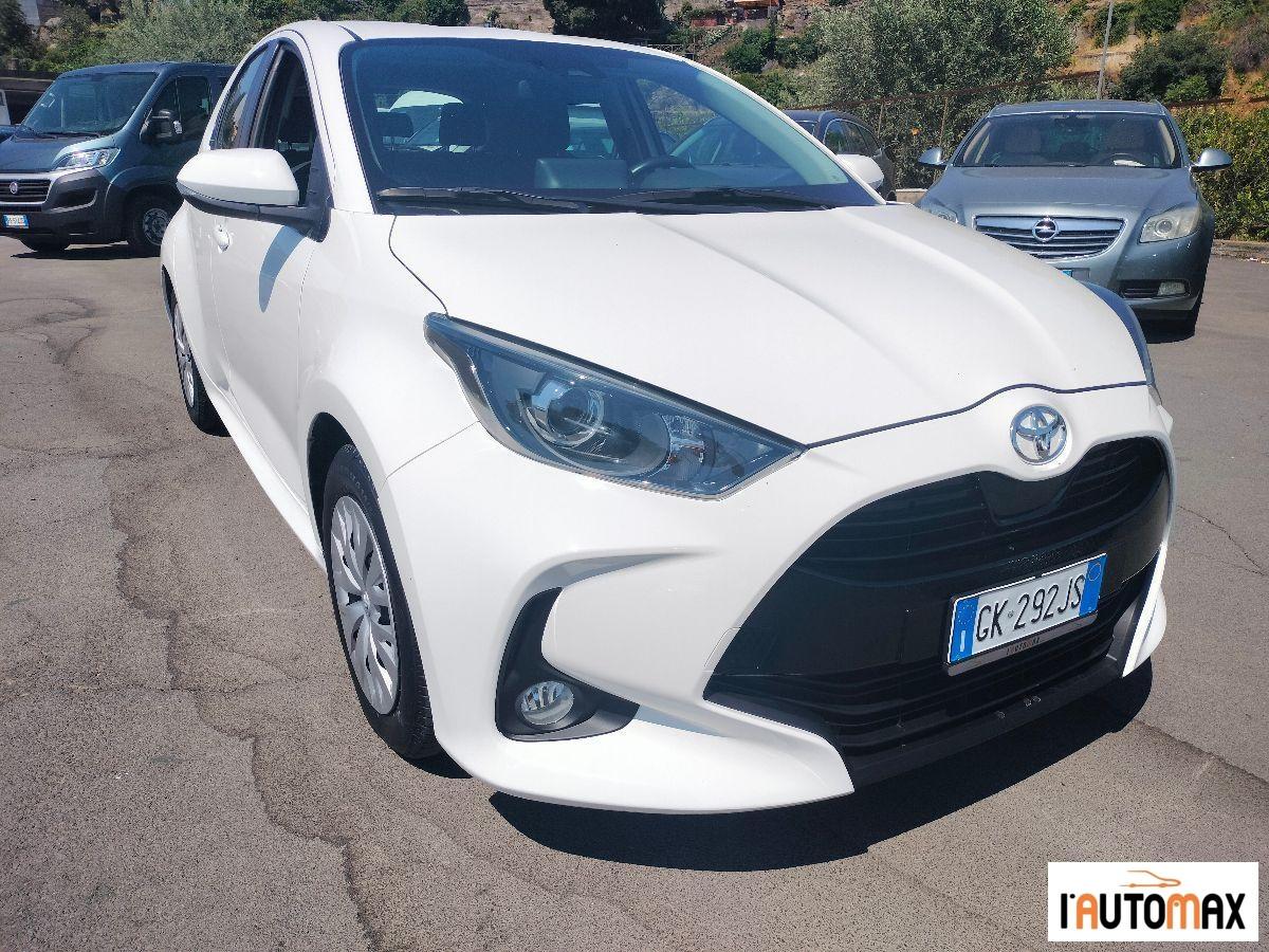 TOYOTA - Yaris 1.0 Business