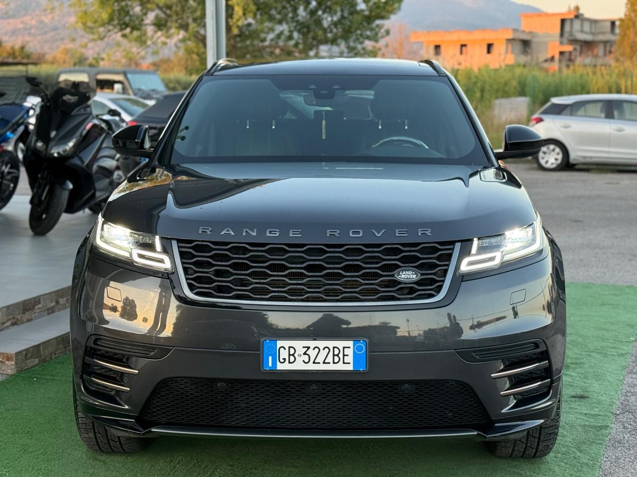 Velar 2.0D 240 CV R-Dynamic TETTO IVA NUOVO