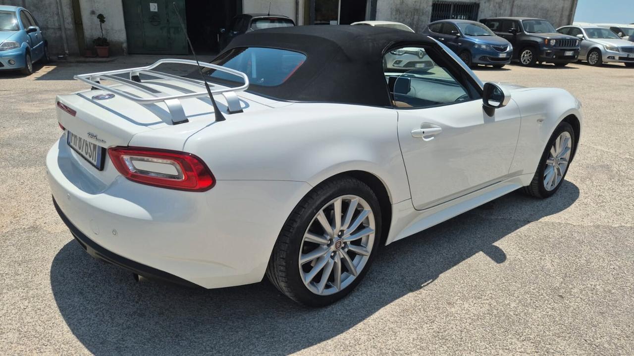Fiat 124 Spider 1.4 MultiAir AT6 Lusso