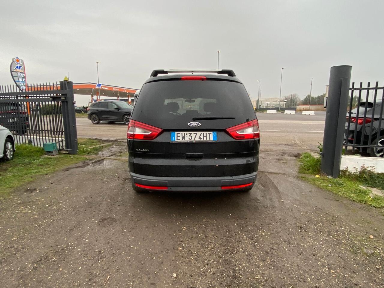 Ford Galaxy 2.0 TDCi 140 CV Powershift Nav Titanium