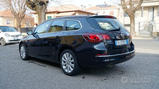 Opel Astra cosmo