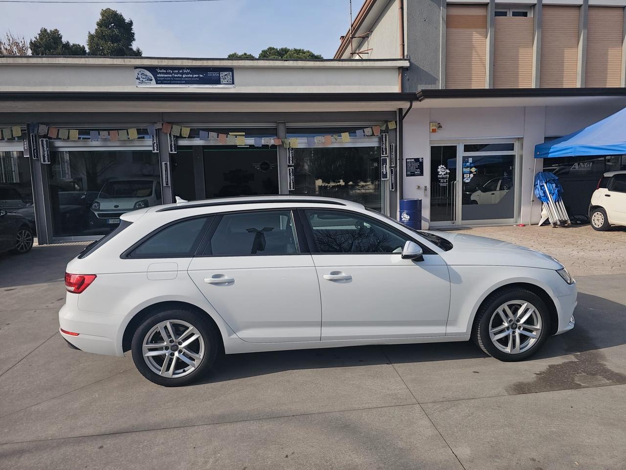 Audi A4 Avant 2.0 TDI clean diesel Business