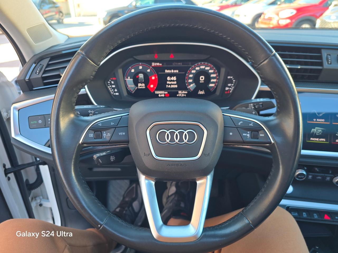 Audi Q3 35 TDI S tronic Panorama