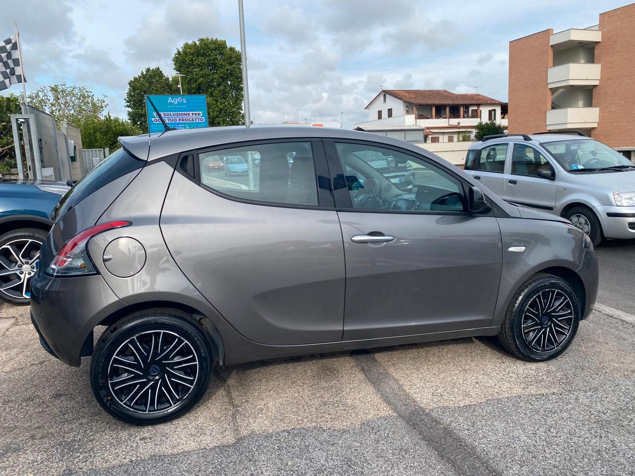 LANCIA Ypsilon 1.0 hybrid 5posti GOLD RadioAPP CarPlay