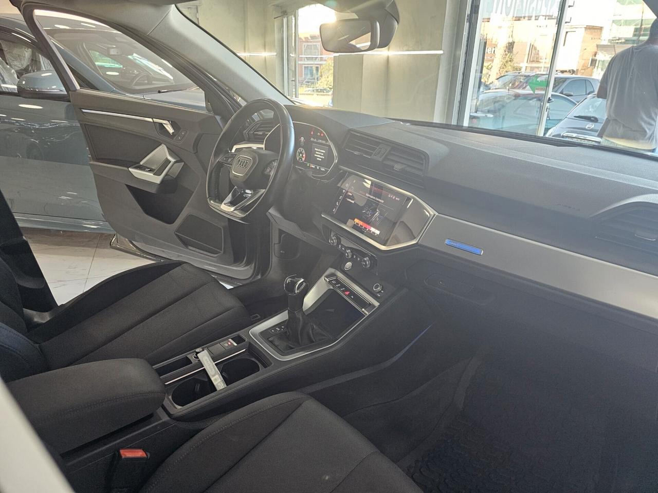 NUOVA AUDI Q3 SPORTBACK 35 TDI 150CV S-TRONIC S-LINE IDENTITY BLACK