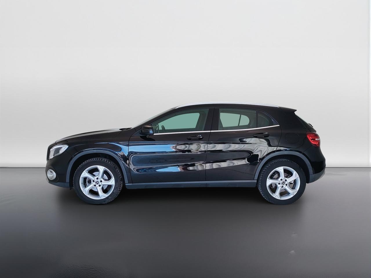 Mercedes-Benz GLA-X156 2017 - GLA 200 d Sport