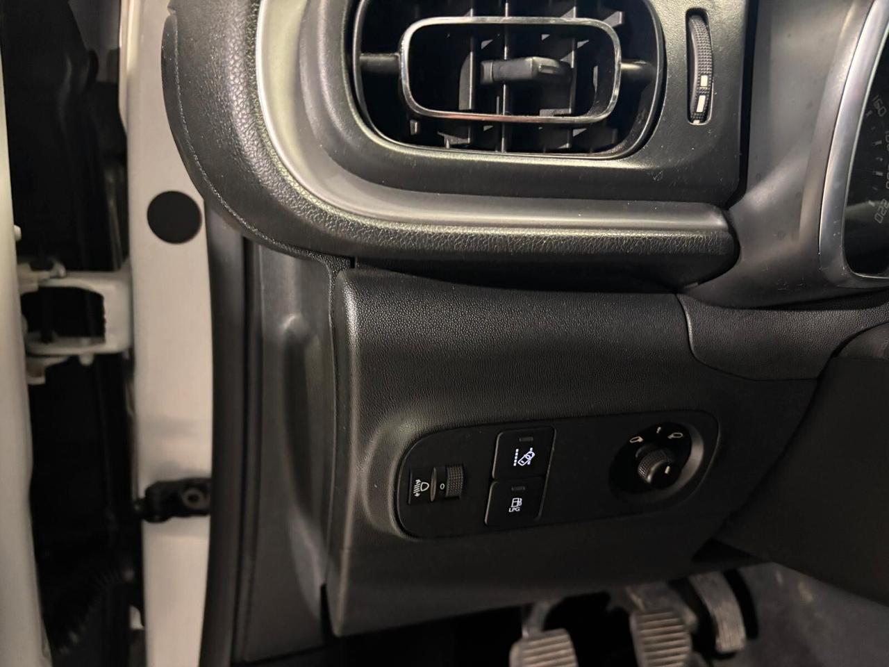 Citroen C3 PureTech 82 GPL Shine