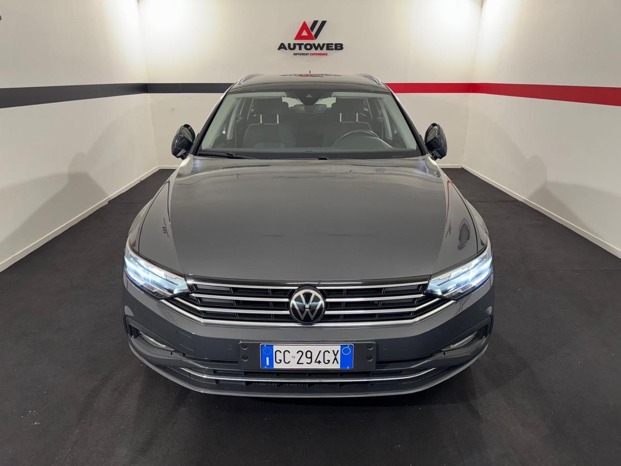 Volkswagen Passat Variant 2.0 TDI SCR EVO DSG * TUTTI TAGLIANDI CERTIFICATI VW *