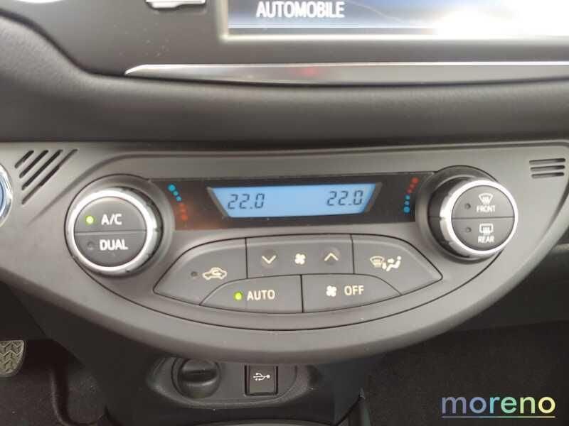 Toyota Yaris 1.5 hybrid Style 5p