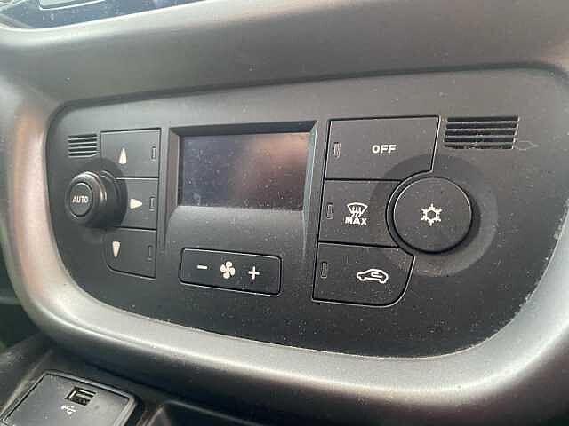 Fiat Doblò 2.0 MJT 16V Easy Maxi