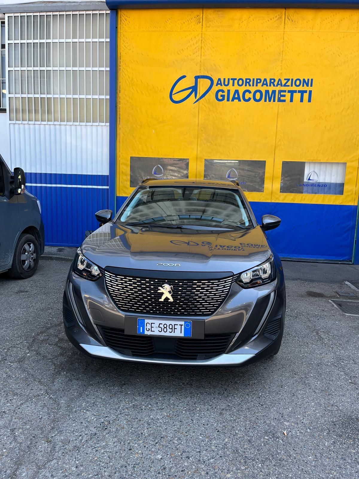 Peugeot 2008 PureTech 100 S&S Allure Pack
