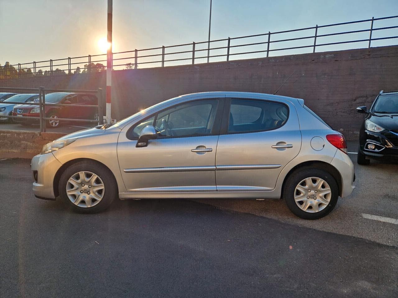 Peugeot 207 1.4 8V 75CV SW Energie ECO GPL