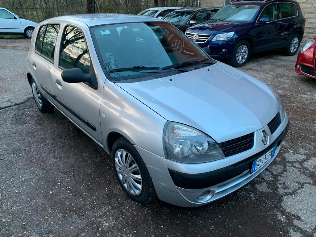 Renault Clio Storia 1.2 16V 5 porte Dynamique