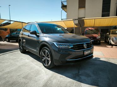 Volkswagen Tiguan 2.0 TDI 150 CV SCR DSG 4MOTION Elegance