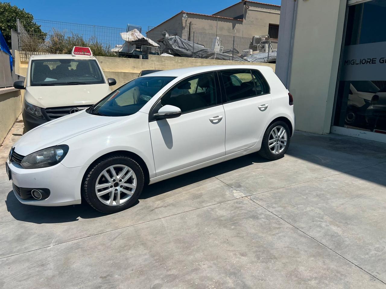 Volkswagen Golf 6 1.6 tdi UNICO PROP FULL OPTIONAL