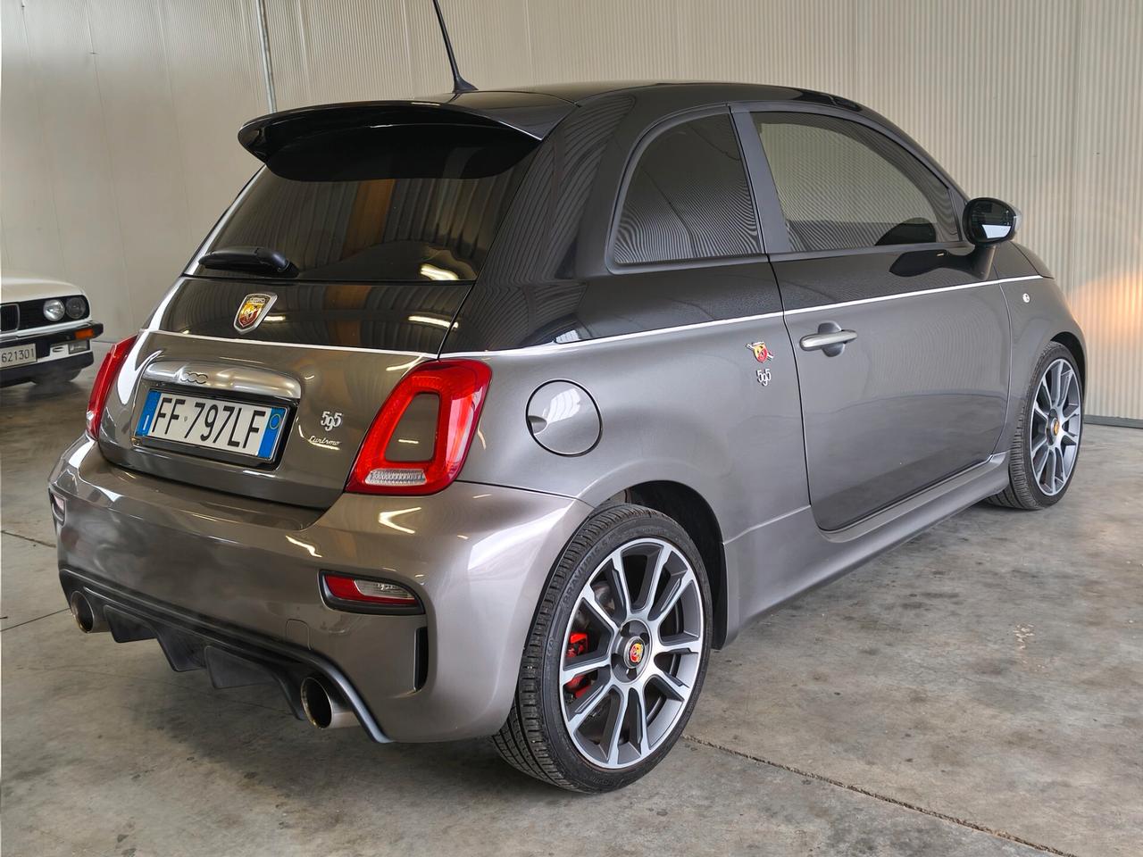 Abarth 595 1.4 Turbo T-Jet 186 CV Turismo