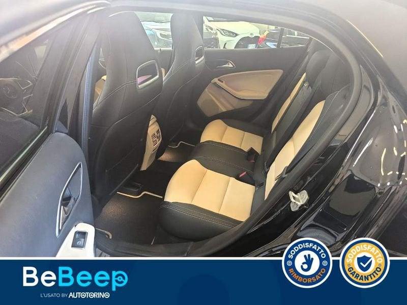 Mercedes-Benz GLA 200 D PREMIUM 4MATIC AUTO