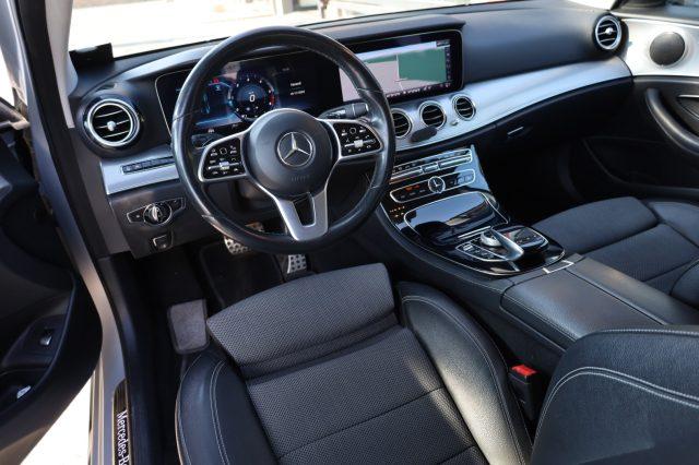 MERCEDES-BENZ E 220 d S.W. 4Matic Auto LED Luci AMBIENT Camera ACC Rad