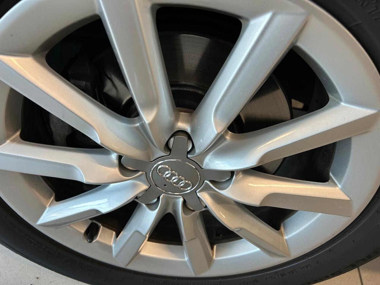 Audi Q3 BUSINESS 2.0 TDI 120 CV 6mt
