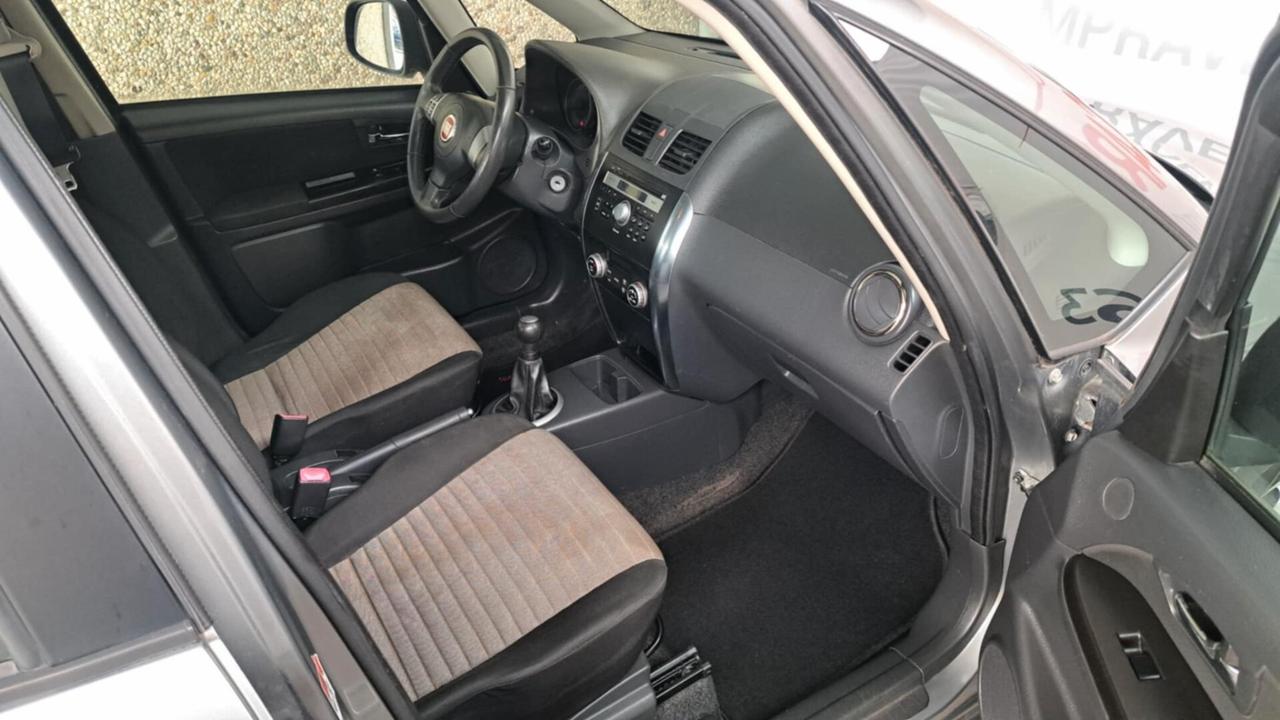 Fiat Sedici 1.6 16V 4x2 Emotion