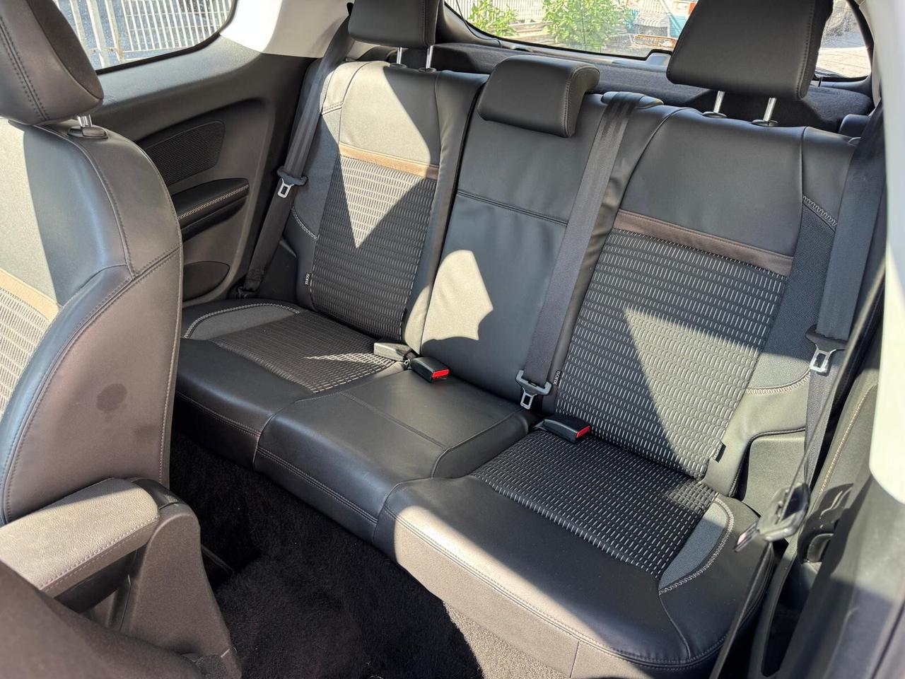 Peugeot 208 1.4 HDi 68 CV 3 porte Allure 2015 Tetto panoramico