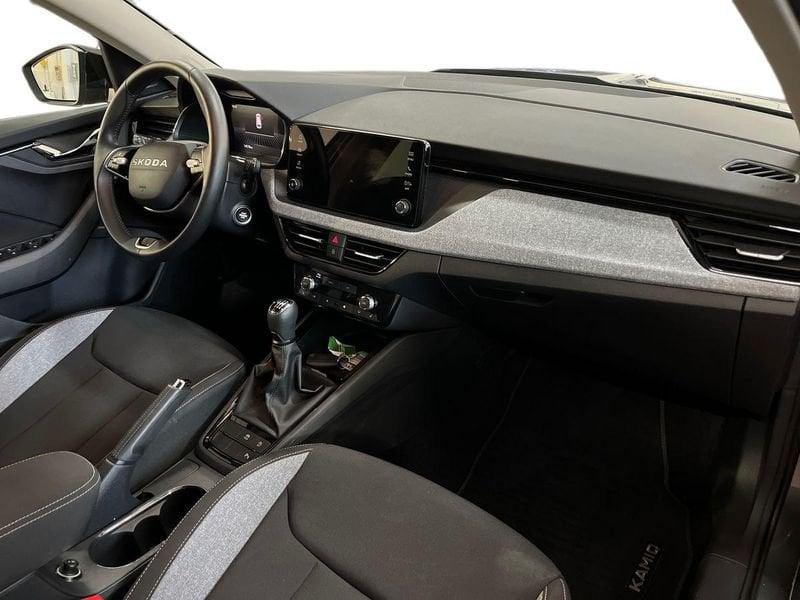 Skoda Kamiq 2024 1.0 tsi Black Dots 115cv