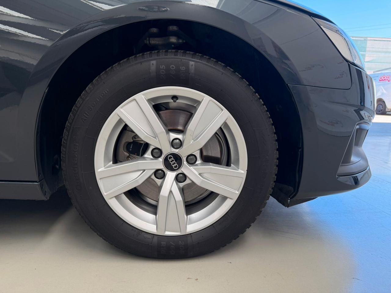Audi A4 Avant 35 2.0 TDI/163 CV S tronic Business