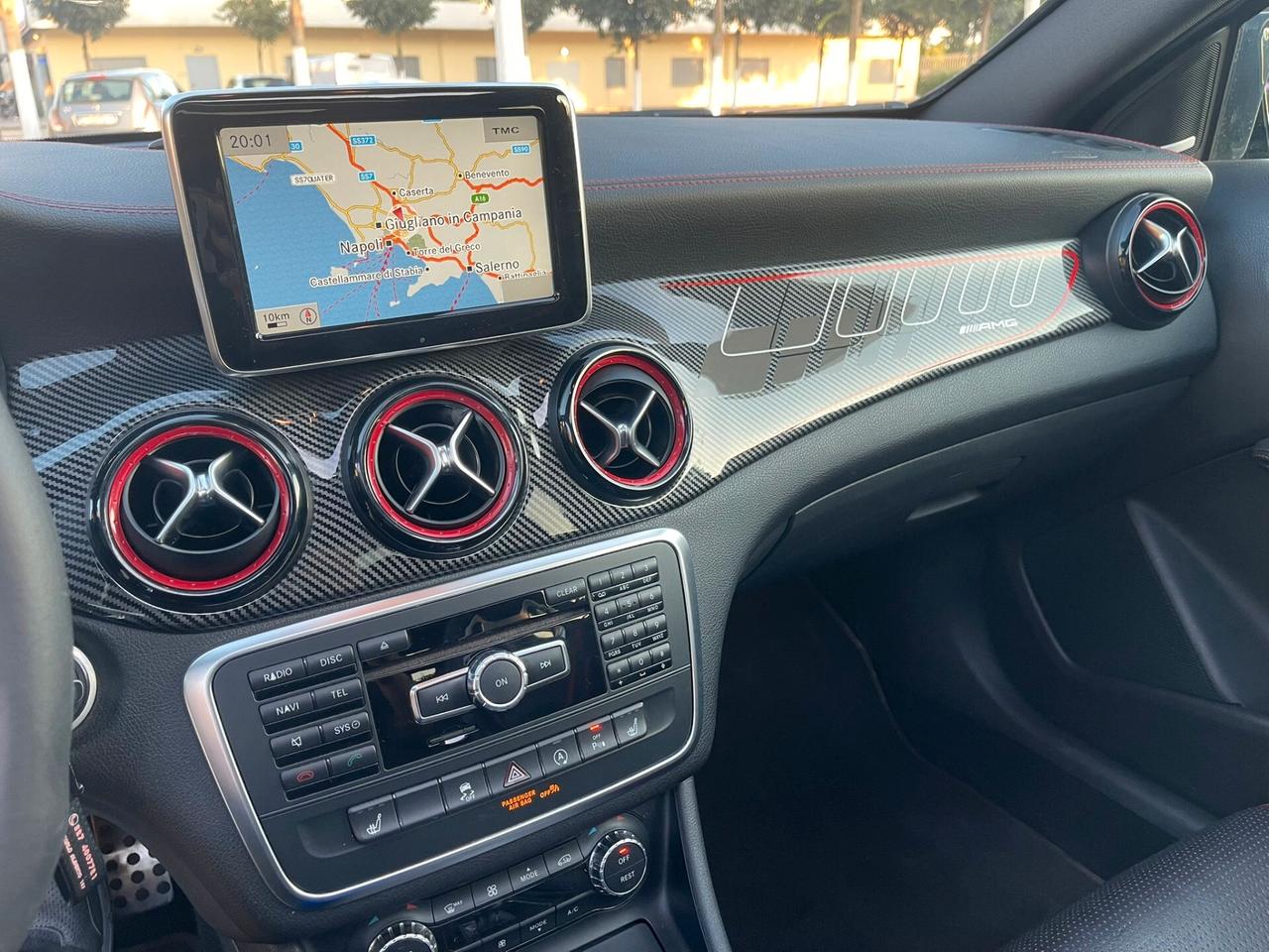 Mercedes benz GLA 45 AMG 4Matic Performance AMG