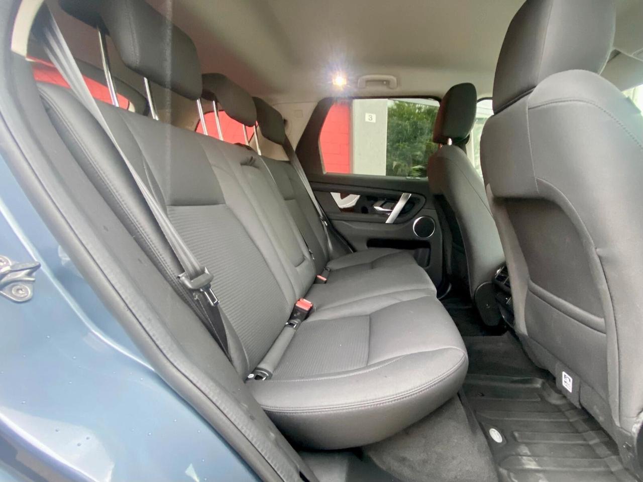 Land Rover Discovery Sport 2.0 TD4 180 CV AWD Auto R-Dynamic V. COCKPIT