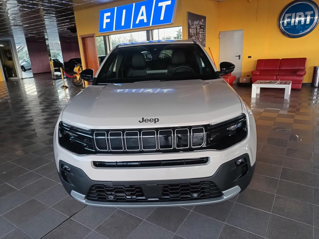 Jeep Avenger 1.2 Turbo 110 CV MHEV Summit