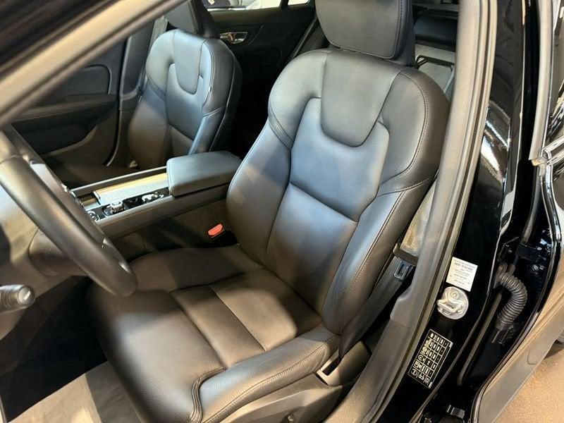 Volvo V60 Cross Country B4 (d) AWD automatico Ultimate