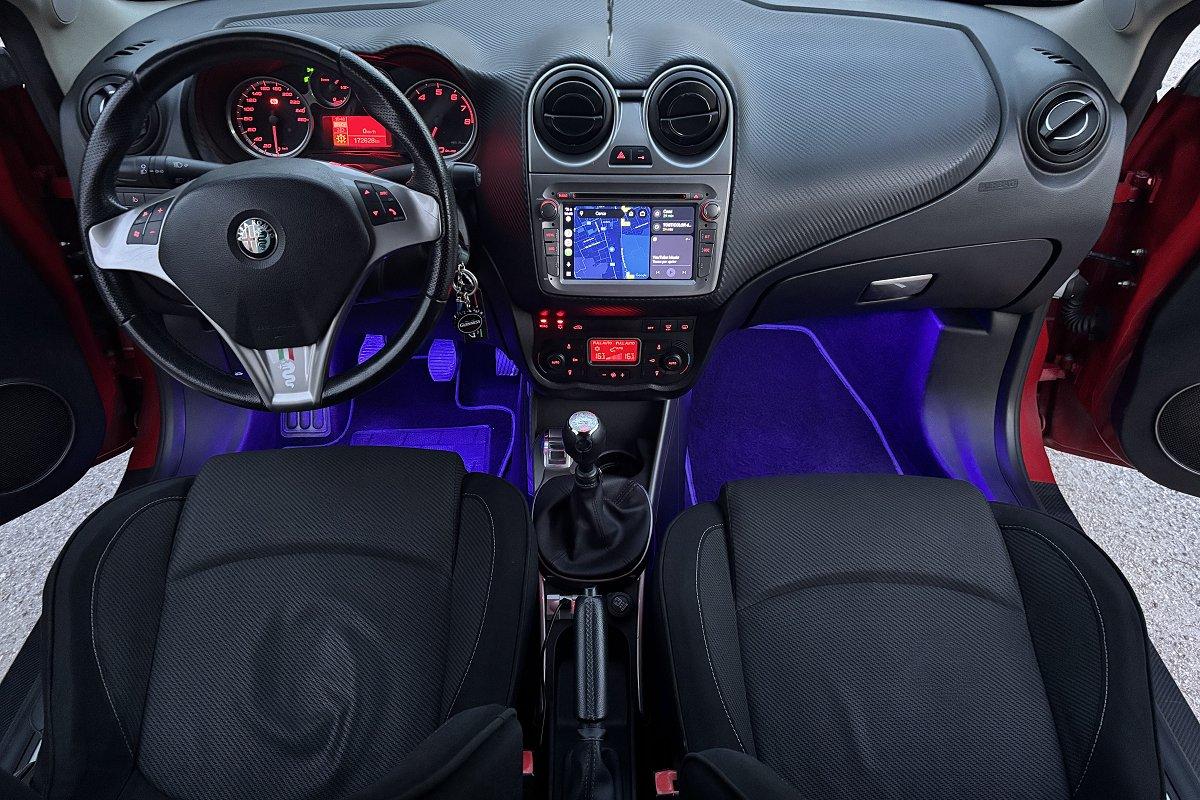ALFA ROMEO MiTo 1.4 78 CV Distinctive Sport Pack