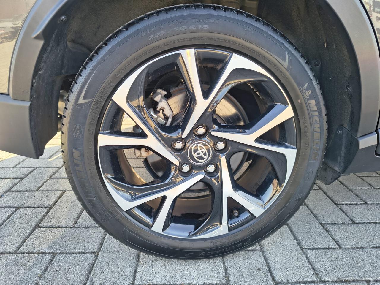 Toyota C-HR 2.0 Hybrid E-CVT Morebusiness