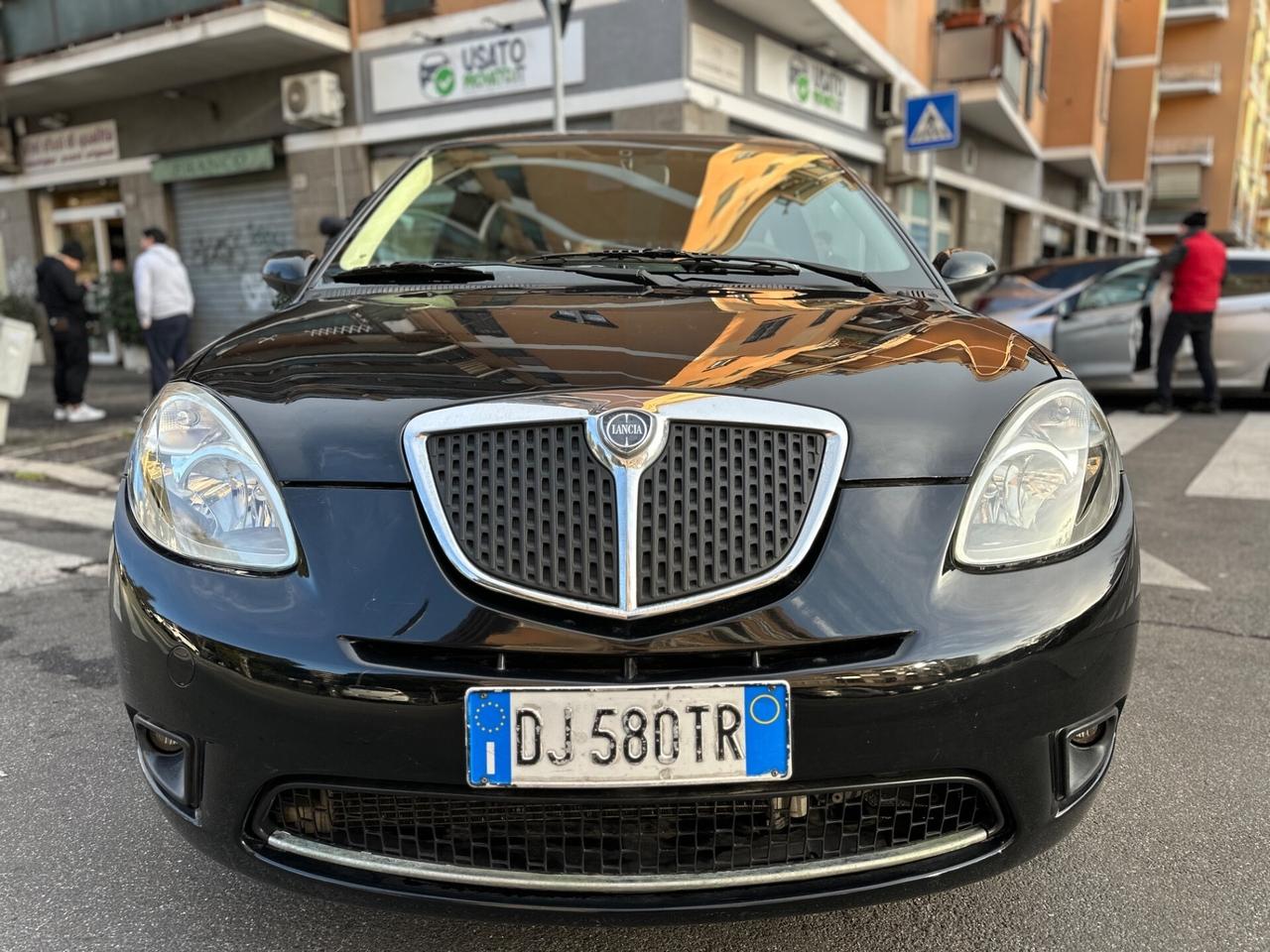 Lancia Ypsilon 1.3 Mjt 75cv Unipro AUTOMATICA