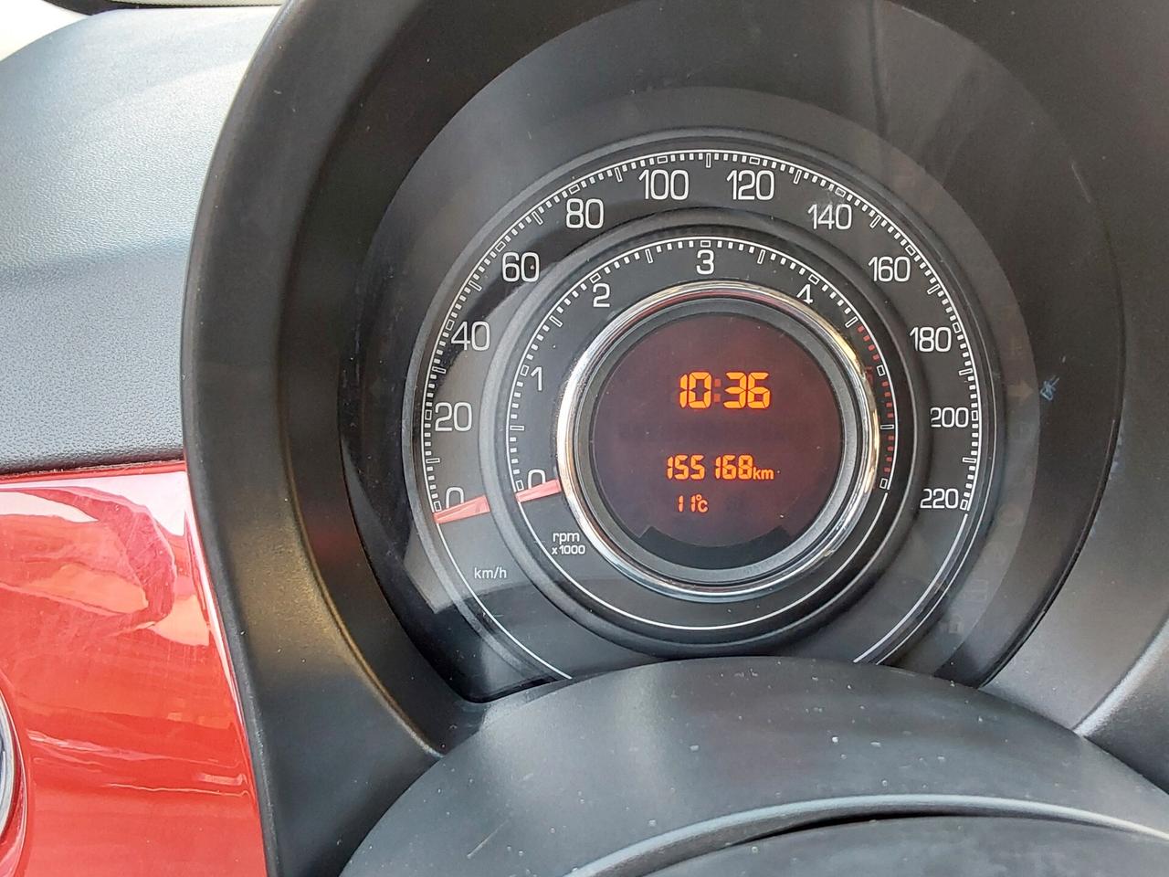 Fiat 500 1.3 M.Jet 75 CV Sport con tetto apribile.