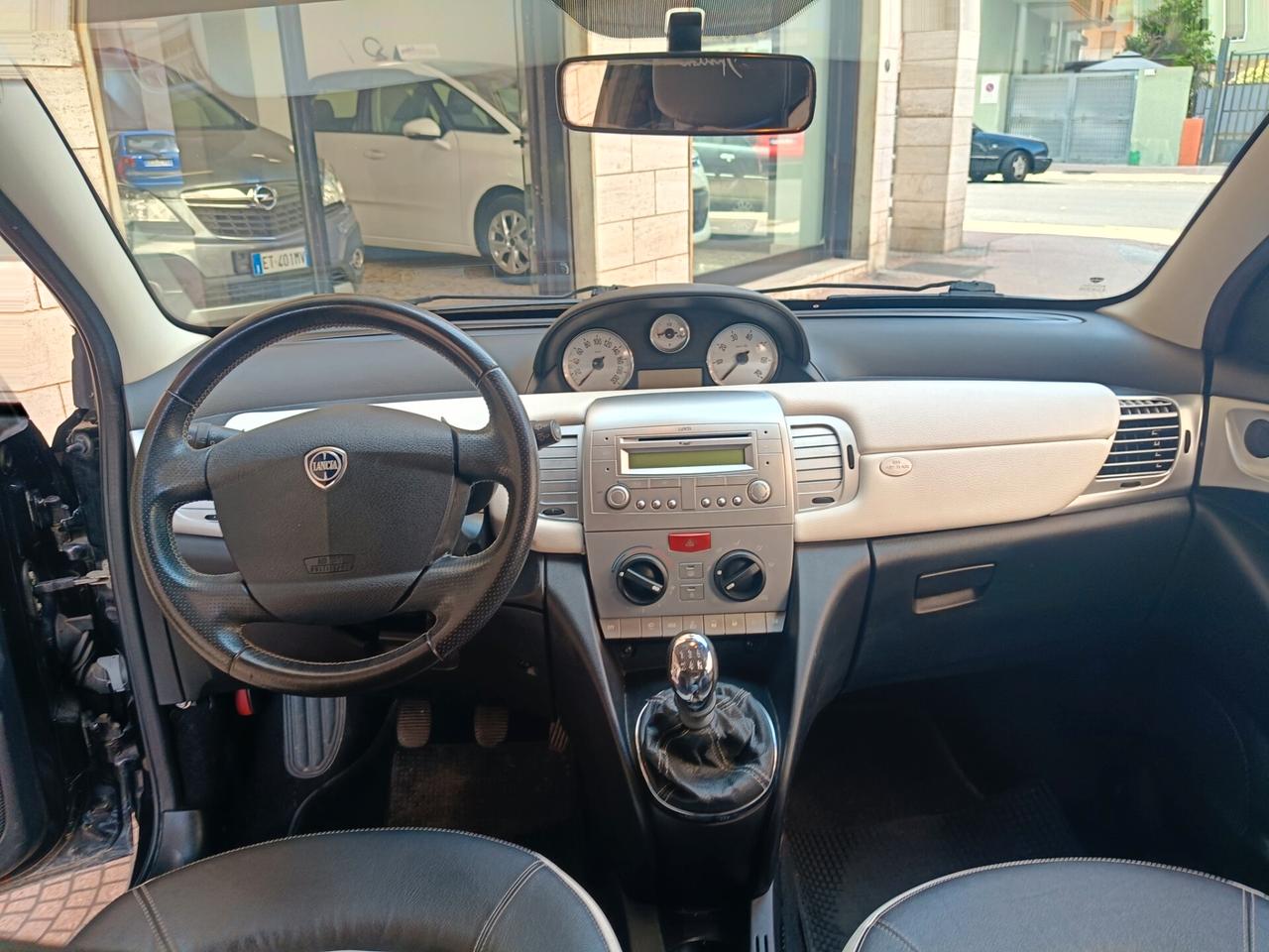 LANCIA YPSILON 1.2 PLATINO-KM140000-Eurp4790