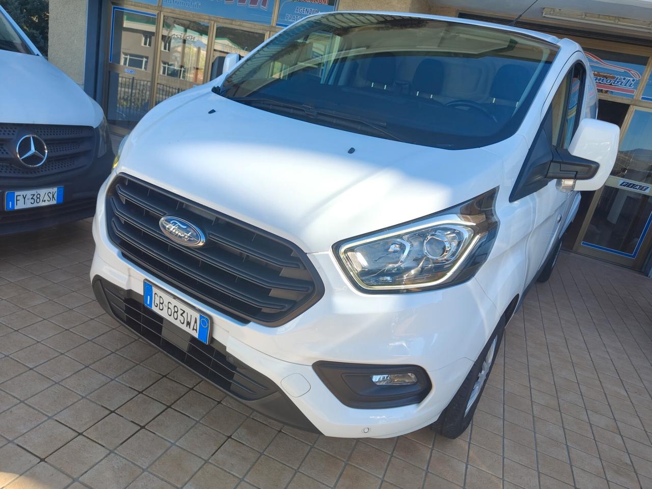 Ford Transit Custom Passo lungo