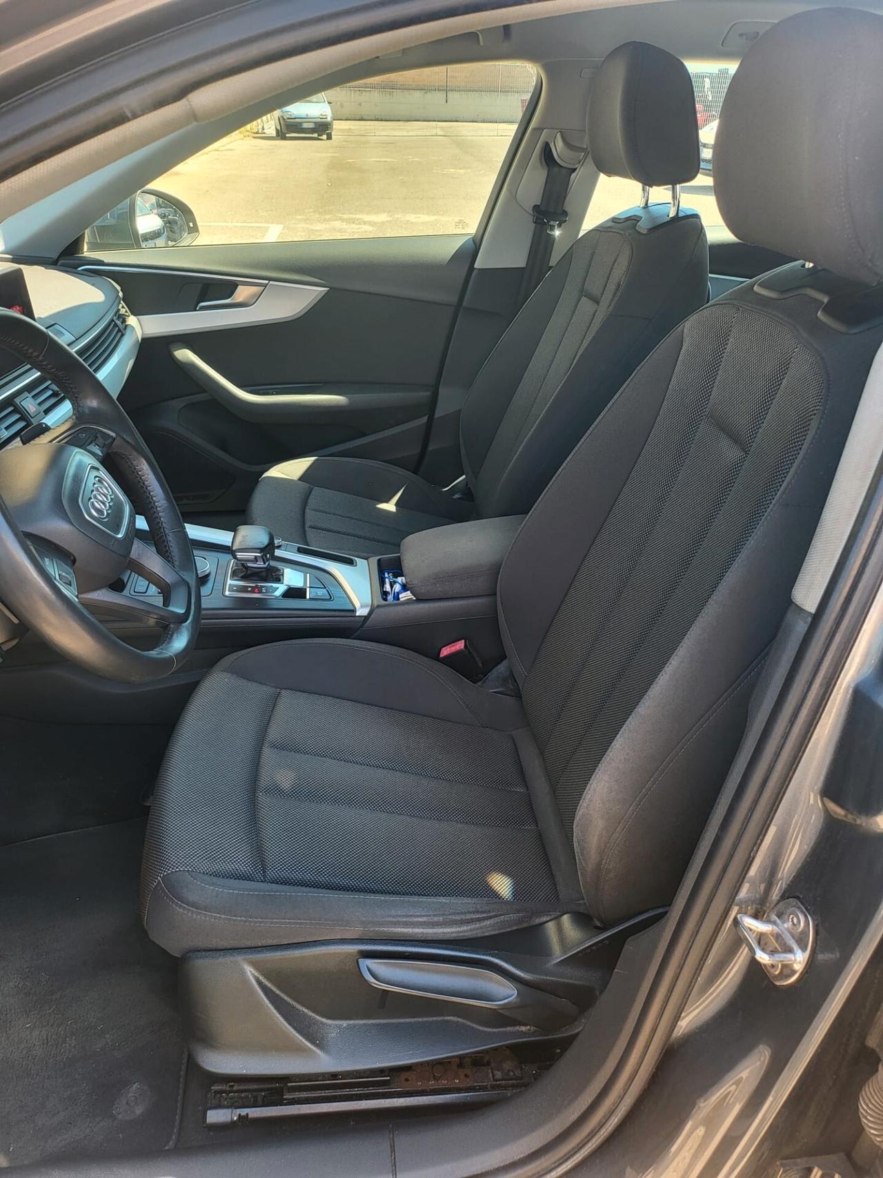 Audi A4 2.0 TDI 150 CV ultra Sport