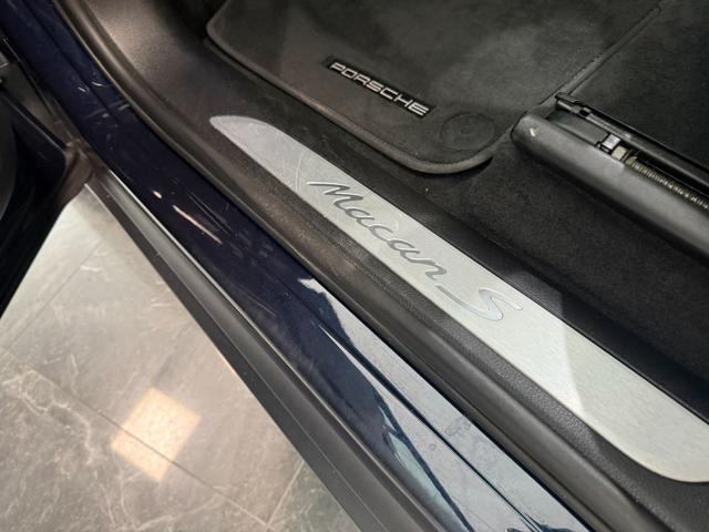PORSCHE Macan 3.0 S Diesel / PDK / P.H.A.S.M.