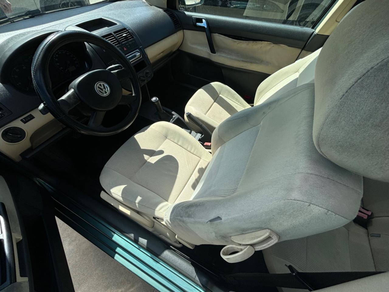 Volkswagen Polo 1.2/64CV 12V 3p. Trendline
