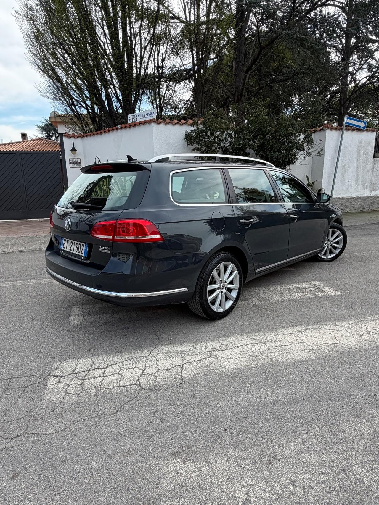 Volkswagen Passat 2.0 TDI Highline BlueM. Tech.