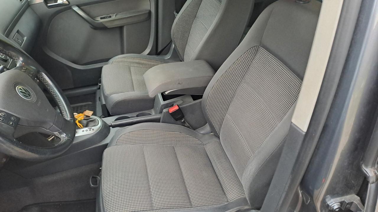 Volkswagen Touran 2.0 TDI Cambio AUTOMATICO