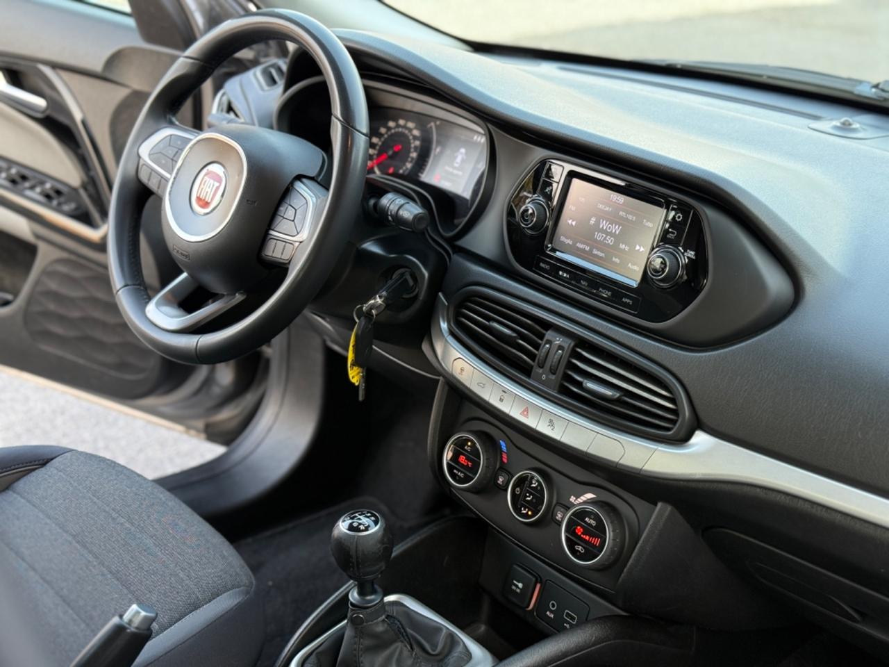 FiatTipo 4p 1.4 Lounge 95cv