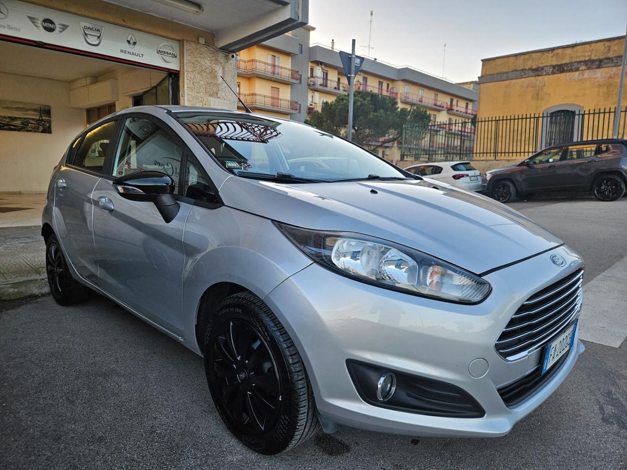 Ford Fiesta 5p. 1.4 BENZ/GPL Titanium 95cv