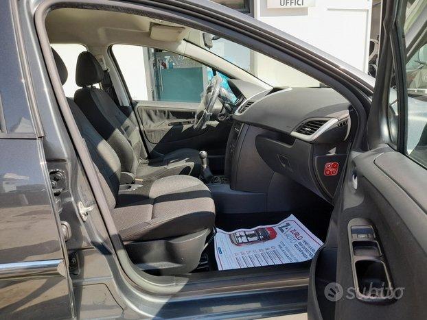 PEUGEOT 207 sw Hdi 93cv - 2010