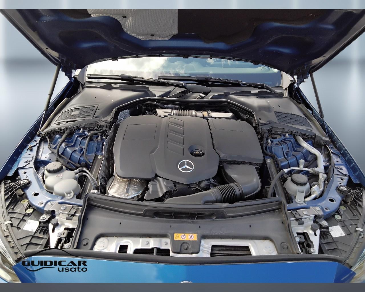 Mercedes-Benz Classe C-S206 SW 2021 - C SW 220 d mhev AMG Line Advanced 4matic 197cv auto