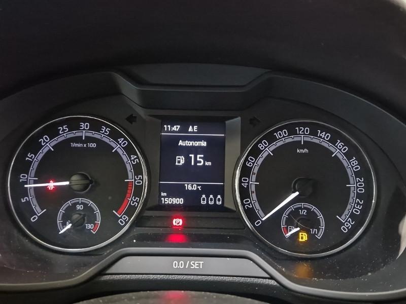 SKODA OCTAVIA WAGON 1.6 TDI EXECUTIVE